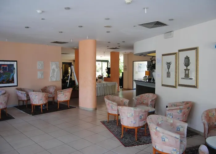 Capriccio فندق تّشيرفييا